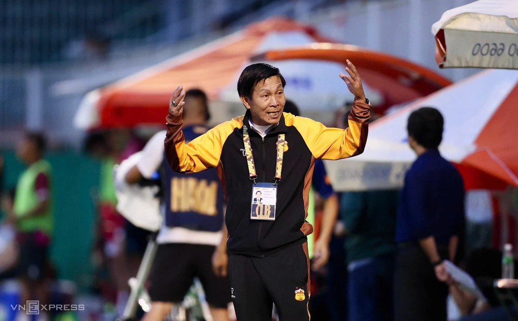 HAGL bức xúc với VAR sau trận thua ngược Hải Phòng tại V-League 2026-2027