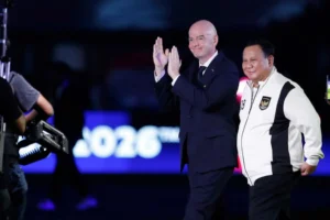 Chủ tịch FIFA Gianni Infantino xin lỗi trước Hội đồng FIFA về kế hoạch gây tranh cãi