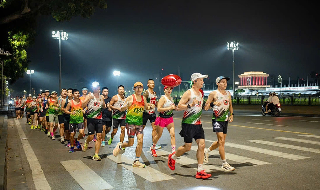 60 runner Hà Nội tất bật chuẩn bị chinh phục VnExpress Marathon Hải Phòng