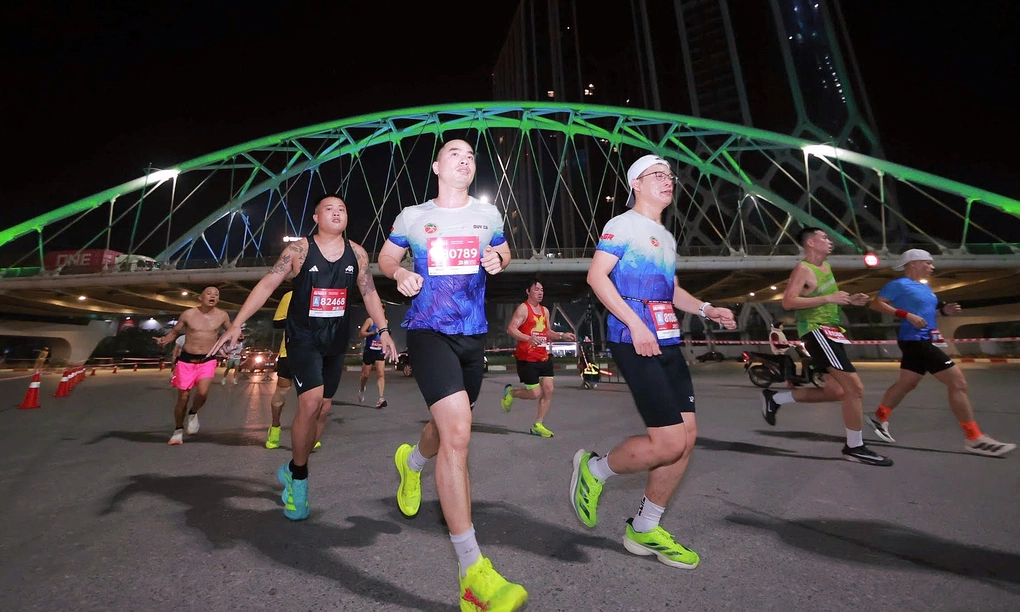 VnExpress Marathon Hải Phòng lần đầu tiên tổ chức nội dung chạy đồng đội