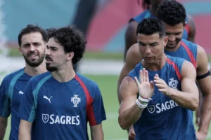 Vitinha và giới bóng đá quốc tế nói gì về vụ lùm xùm của Cristiano Ronaldo tại tuyển Bồ Đào Nha?