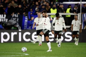 Bruno Fernandes và những tranh cãi chiến thuật tại Man Utd