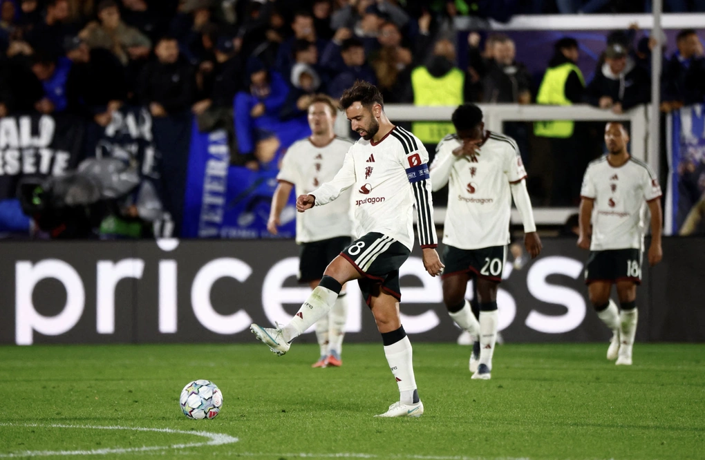 Bruno Fernandes và những tranh cãi chiến thuật tại Man Utd