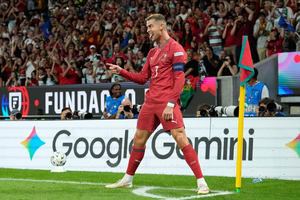 Cristiano Ronaldo xuất hiện trong danh sách sơ bộ của tuyển Bồ Đào Nha tháng 11