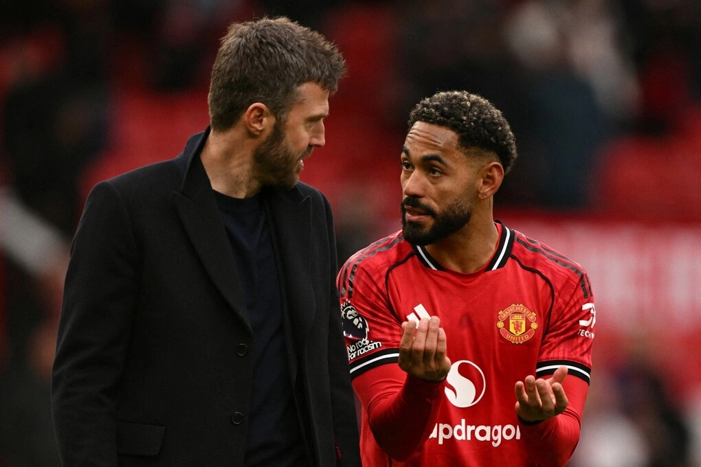 Cunha chống đối Carrick giữa ‘sóng ngầm’ tại Man Utd
