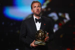 Harry Kane lần đầu đoạt Quả Bóng Vàng 2026 tại London