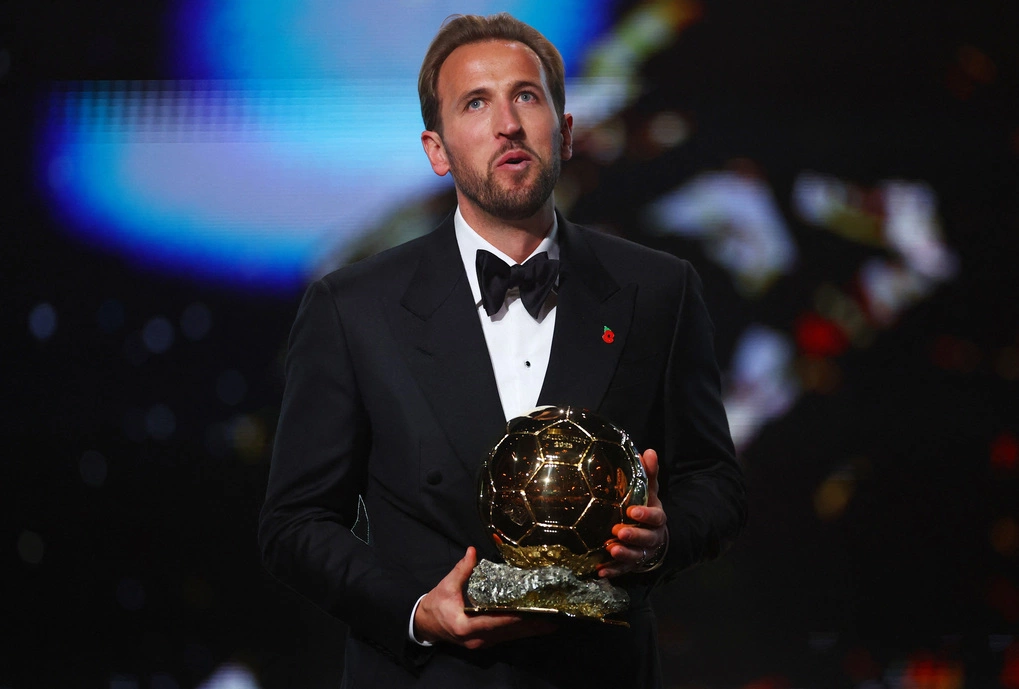 Harry Kane lần đầu đoạt Quả Bóng Vàng 2026 tại London