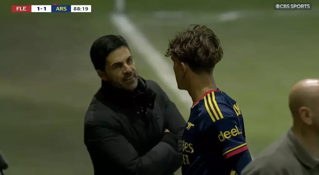 Arteta đáp trả chỉ trích sau thẻ đỏ của Max Dowman: Arsenal không phải Disneyland