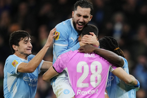 Man City 2-2 Brighton (4-3 Pen): Rulli cứu thua xuất sắc, Cherki đưa Man City vào tứ kết 29-10-2026