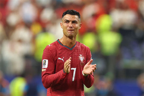 Ronaldo và đoạn kết chưa khép lại với Bồ Đào Nha: Vì sao CR7 vẫn chưa muốn nói lời chia tay?