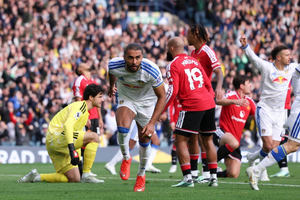 MU hòa Leeds 1-1: Manchester United chìm trong khủng hoảng, đâu là lối thoát cho Quỷ đỏ?