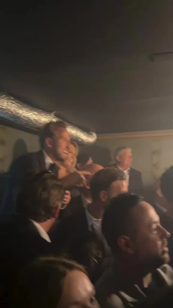 Harry Kane mang Quả Bóng Vàng tới hộp đêm London ăn mừng lớn