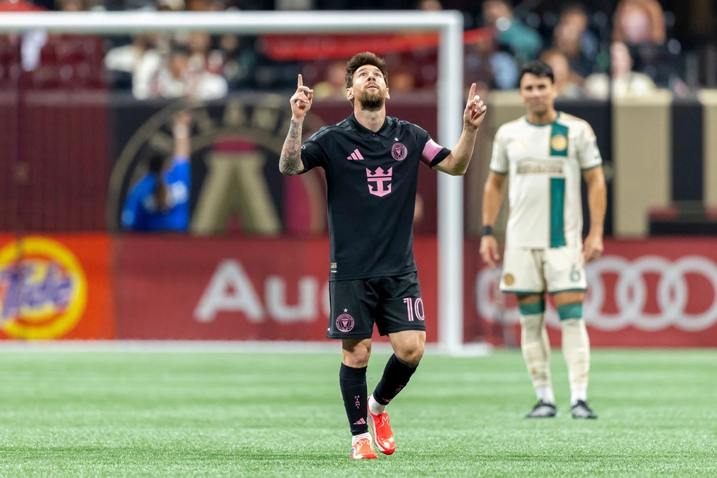 Messi rực sáng với cú đúp đẳng cấp, đưa Inter Miami giành chiến thắng trước Atlanta United