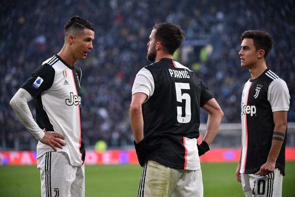 Đồng đội cũ tiết lộ mánh khóe giúp Juventus ngăn Ronaldo tranh sút phạt