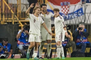Bồ Đào Nha và Tây Ban Nha giành vé sớm vào tứ kết UEFA Nations League