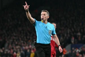 La Liga đổi trọng tài trận El Clasico vì áp lực từ Mourinho