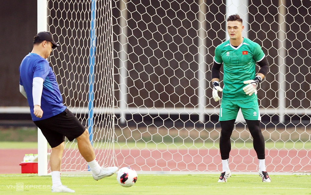 Thủ môn Lê Giang Patrik bỏ ngỏ khả năng ra sân trận gặp Pakistan tại ASEAN Cup 2026