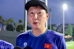 HLV Kim Sang-sik chia sẻ về nguyên nhân Hoàng Hên và Tài Lộc chơi chưa tốt tại FIFA ASEAN Cup